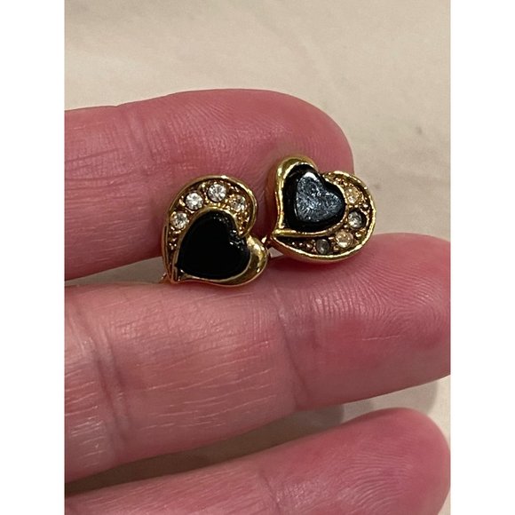 Vintage Avon Heart Shaped Rhinestone Edged With Black Gold Tone Clip-on Earrings - Picture 3 of 10